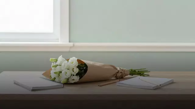 Букет белых эустом учителю: как выбрать в Санкт-Петербурге