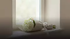 Букет белых гортензий маме