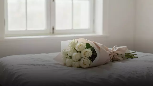 Букет белых роз девушке: как выбрать в Санкт-Петербурге