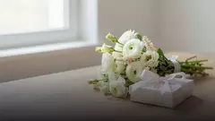 Букет коллеге на свадьбу: что выбрать, сколько стоит и как заказать