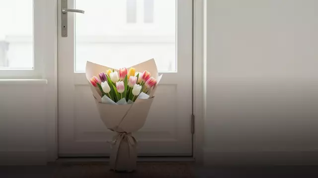 Цветы на день рождения с доставкой по Петербургу: как заказать, чтобы успеть