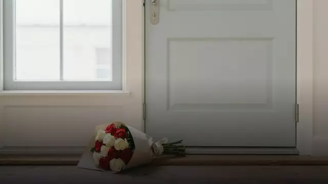 Доставка цветов в Литву из России: как заказать розы и оплатить в рублях