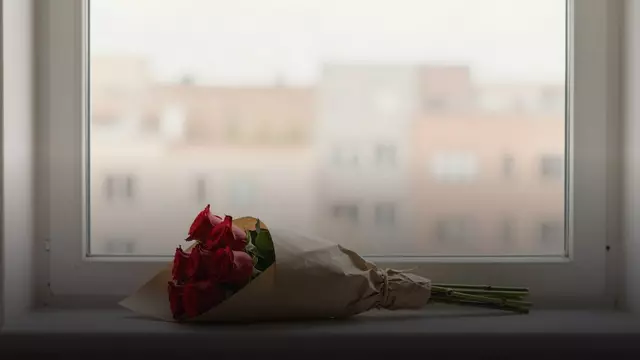 Как отправить цветы в США из России: розы в Нью-Йорк, Майами и Лос-Анджелес с оплатой в рублях