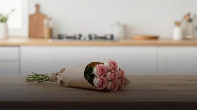 Недорогой букет из роз: сорта, составы и цены без переплат
