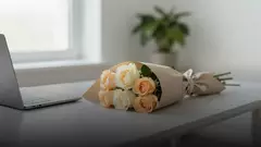 Розы коллеге: варианты букетов, цены и советы флориста