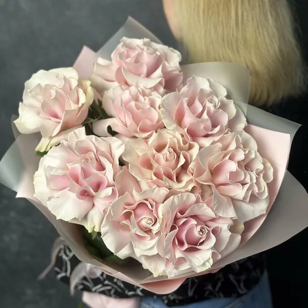 Bouquet of 9 pink French roses, 50 cm