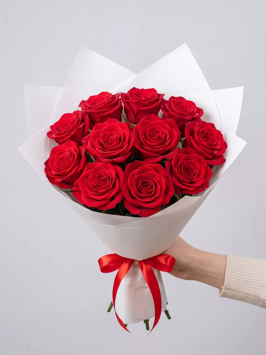 Bouquet of 11 red roses, Ecuador, 50 cm
