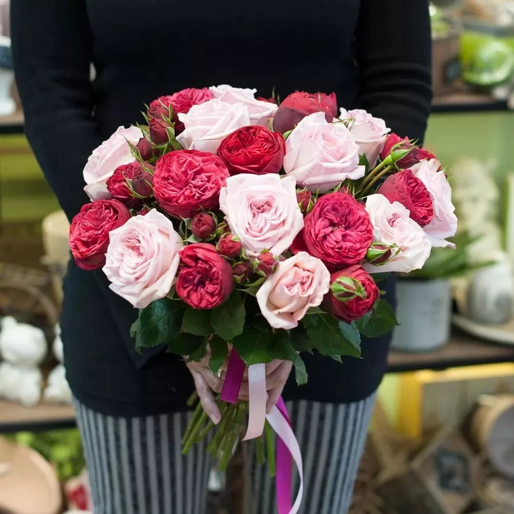 Bouquet of 11 peony-style roses mix, 50 cm