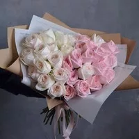 Bouquet of 35 white peony-style roses, 50 cm