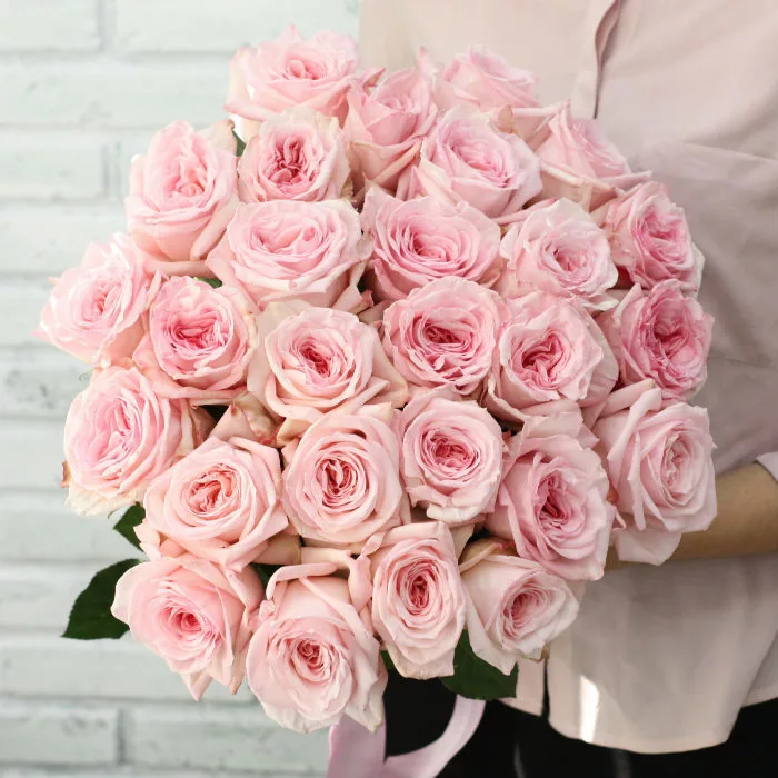Bouquet of 25 pink peony-style roses, 50 cm