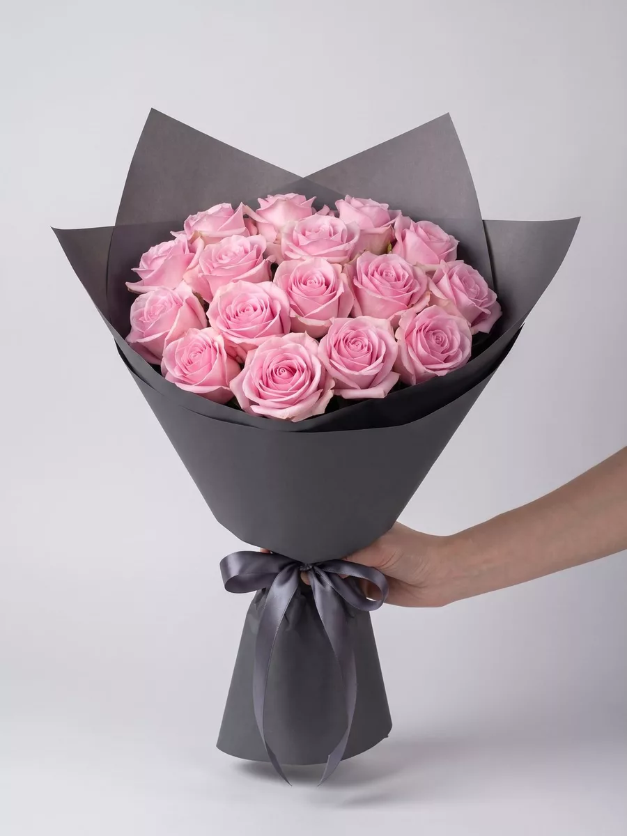 Bouquet of 15 pink roses, Ecuador, 50 cm