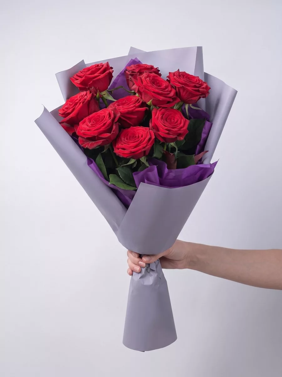Bouquet of 9 red roses, Ecuador, 50 cm