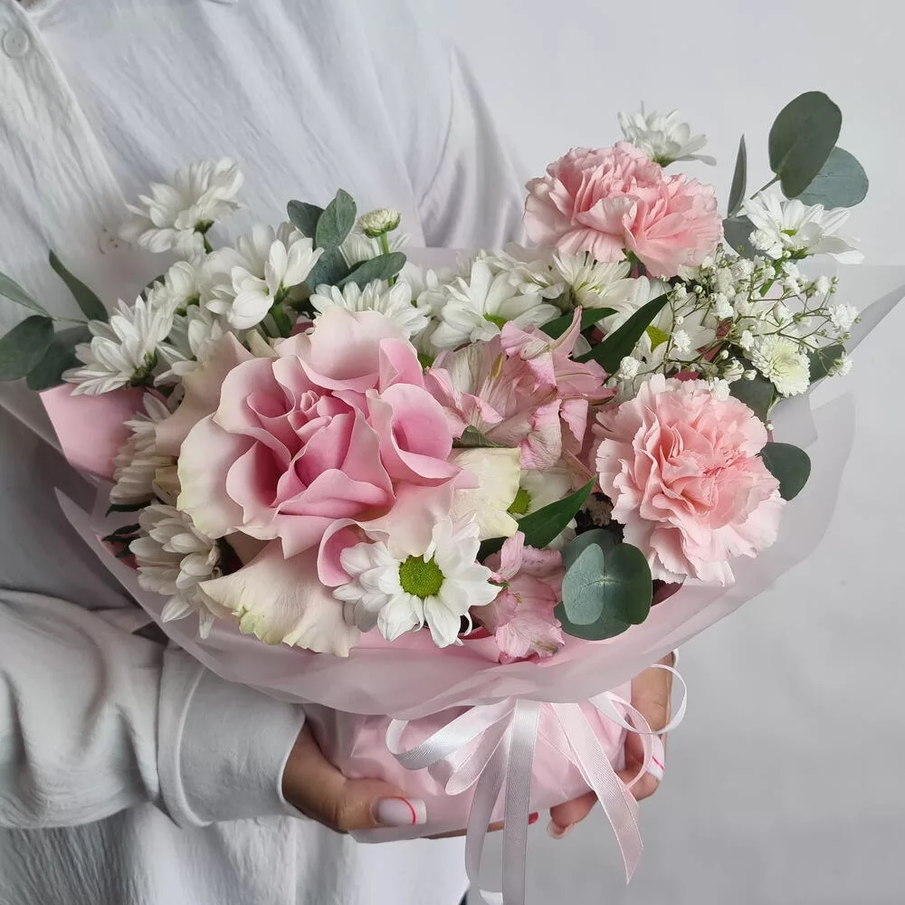 Flower arrangement with French roses, chrysanthemums, alstroemerias, dianthus and eucalyptus