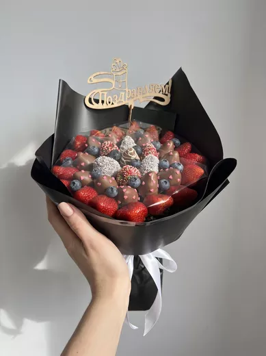 Букет из клубники в шоколаде