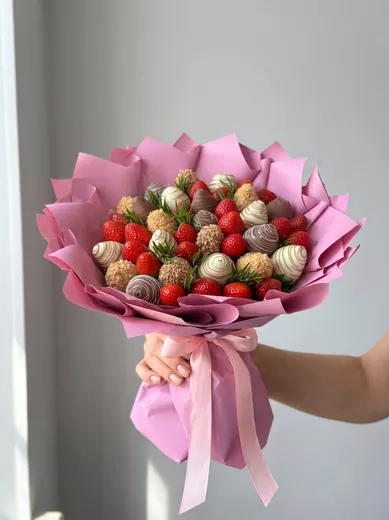 Букет из клубники в шоколаде