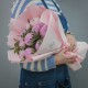 Букет из 11 розовых пионов с фисташкой