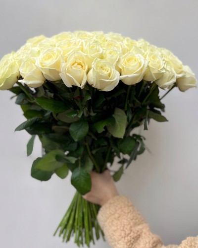 Букет из белых роз 89 шт, красивый букет из роз 60 см, букет живых цветов, Россия Букет из белых роз 89 шт, красивый букет из роз 60 см, букет живых цветов, Россия