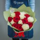 Букет из 15 красных и белых роз