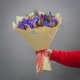 Букет из 15 ирисов и 18 тюльпанов с фисташкой